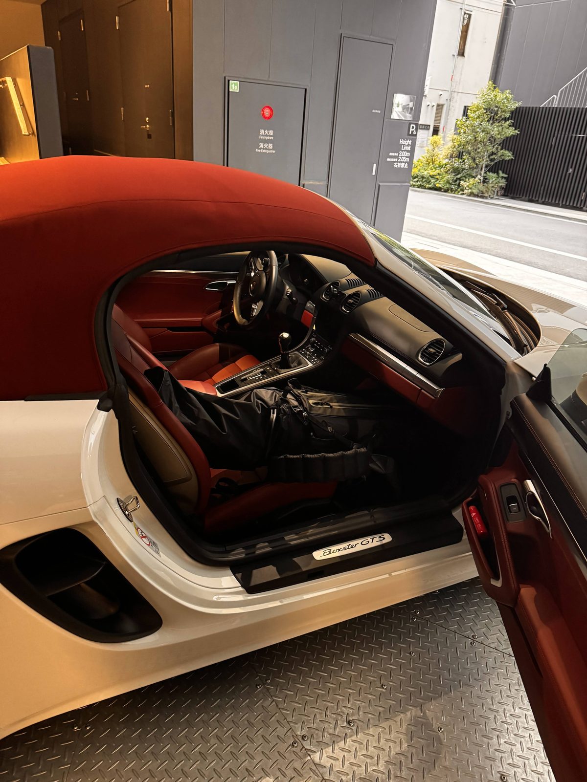 ECS号（ポルシェ 718 ボクスター GTS 4.0）